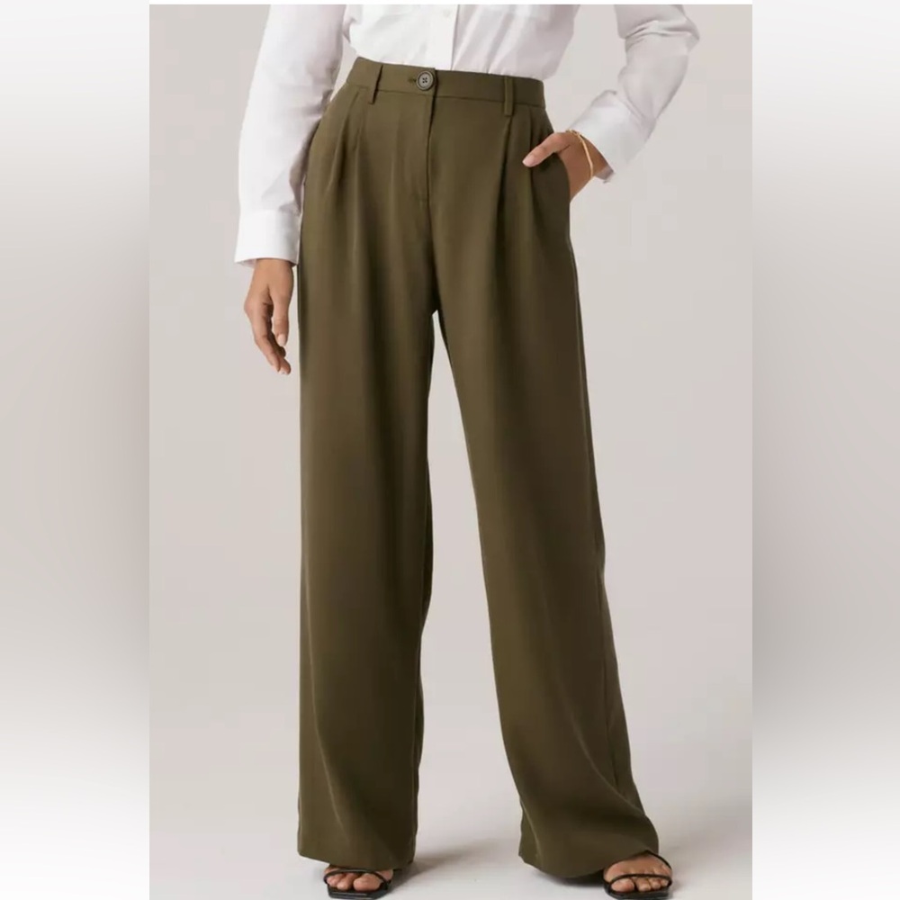 Vetta Fern Green High Waist Wide Leg Front Pleated Trousers US 0 ($148)